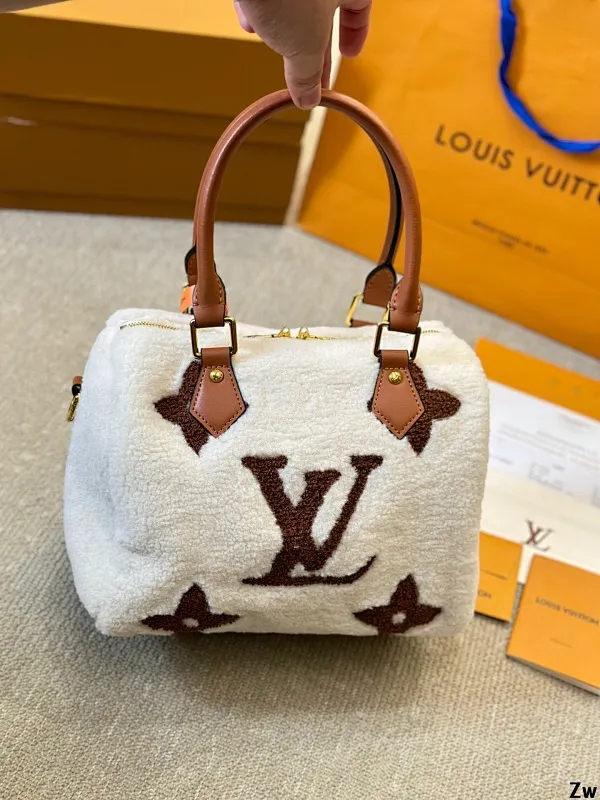 All Categories Official Website "Brand Women's Bags" Women's Bags 💙 LV 2024 Official Website New LV Crossbody Bags