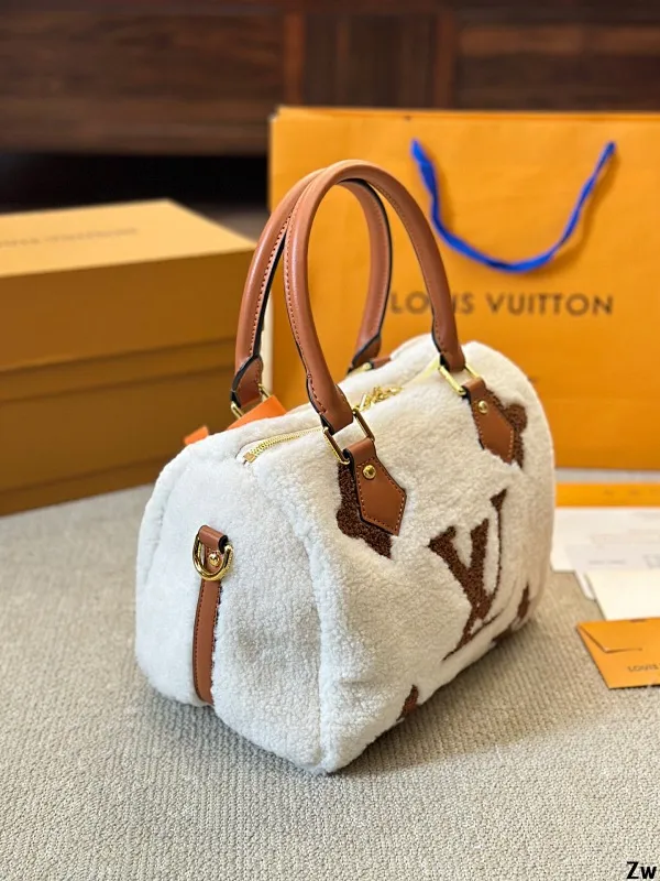 All Categories Official Website "Brand Women's Bags" Women's Bags 💙 LV 2024 Official Website New LV Crossbody Bags