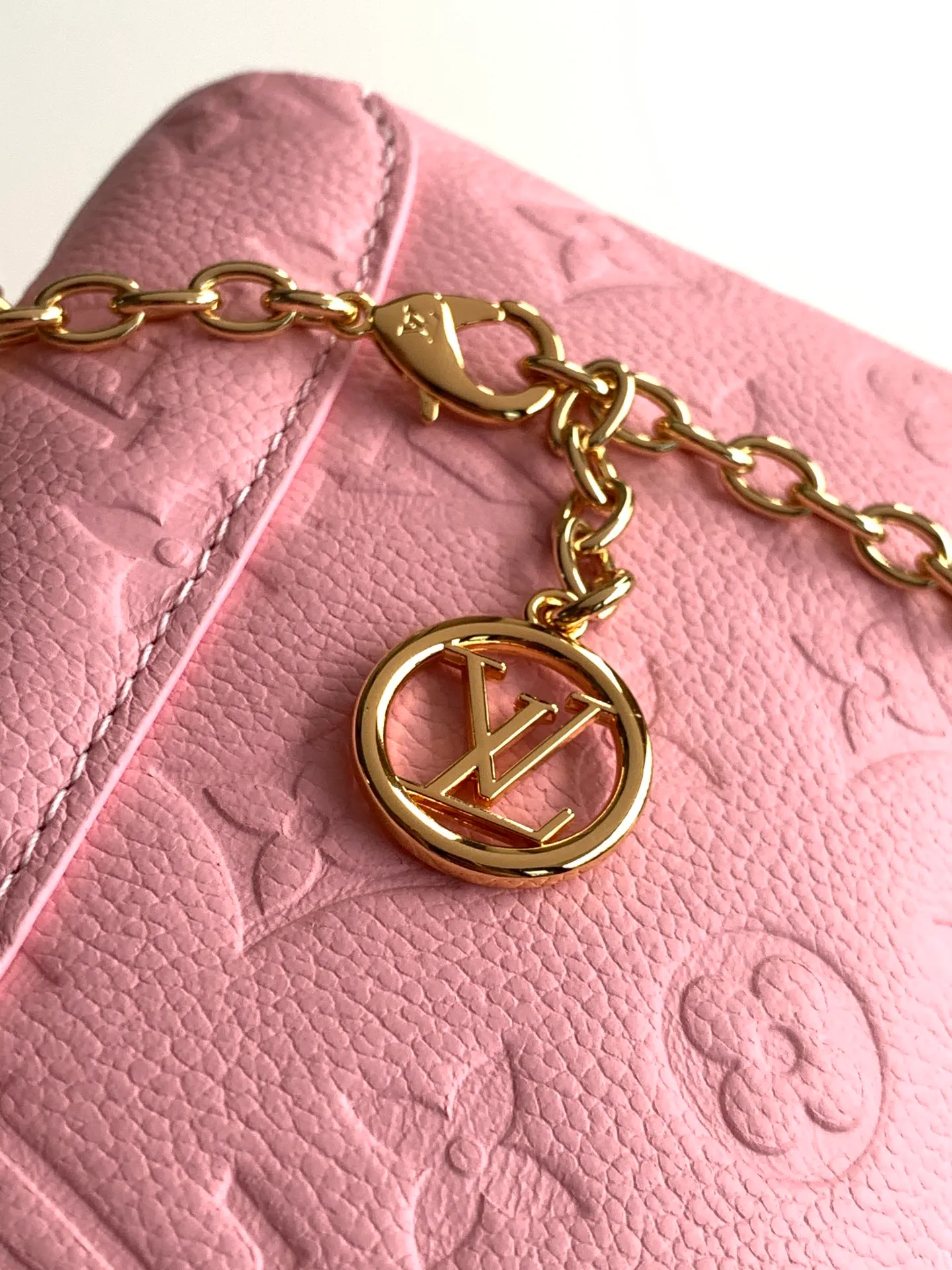 All Categories Official Website "Brand Women's Bags" Women's Bags 💙 LV 2026 Official Website New LV Crossbody Bag