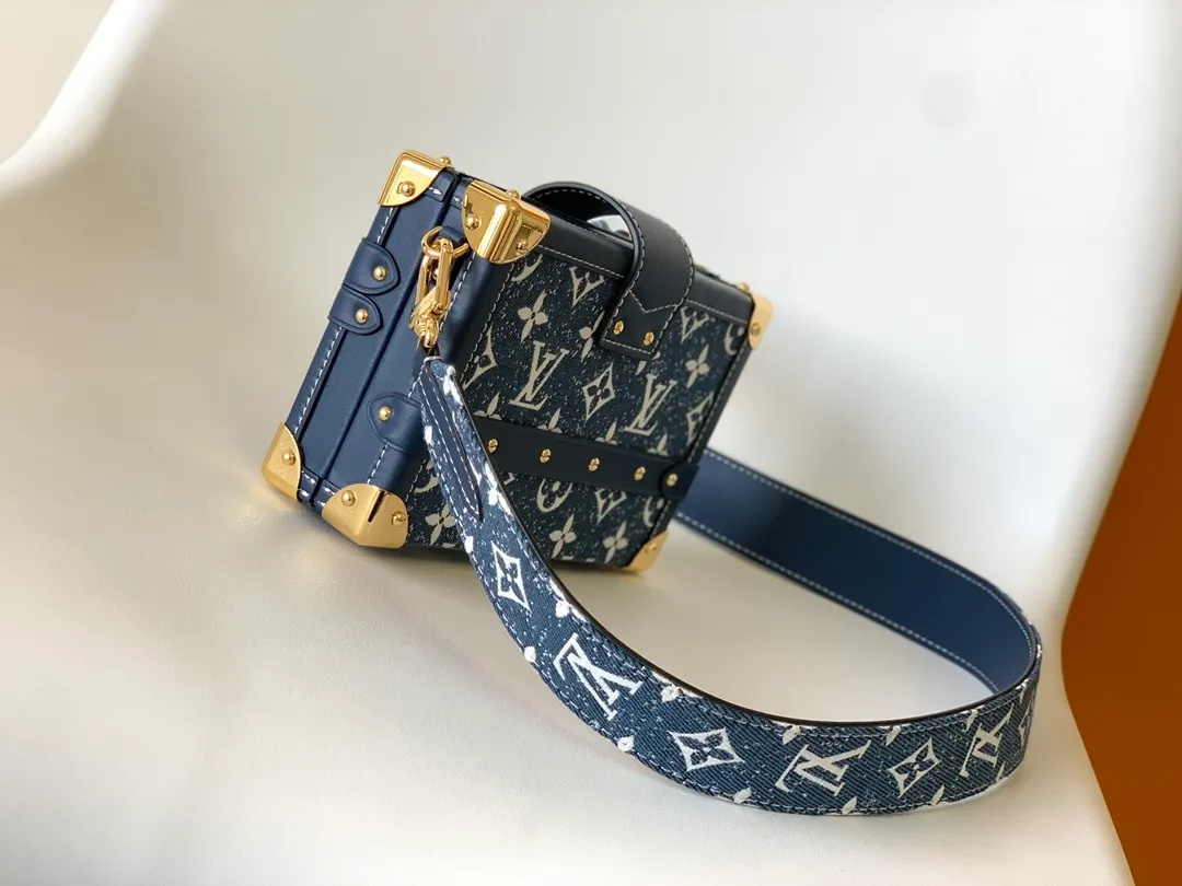 All categories Official website "Brand Women's Bags" Women's Bags 💙 LV replica LV, fine imitation LV bags, LV shoulder bags, 2023 official latest version LV cow leather crossbody bag, bag factory, original material, size: 20-12.5-6CM