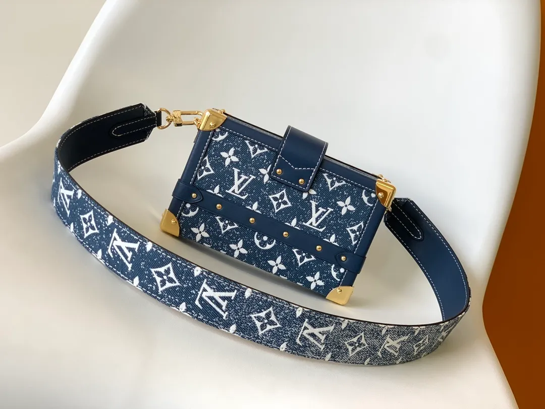 All categories Official website "Brand Women's Bags" Women's Bags 💙 LV replica LV, fine imitation LV bags, LV shoulder bags, 2023 official latest version LV cow leather crossbody bag, bag factory, original material, size: 20-12.5-6CM