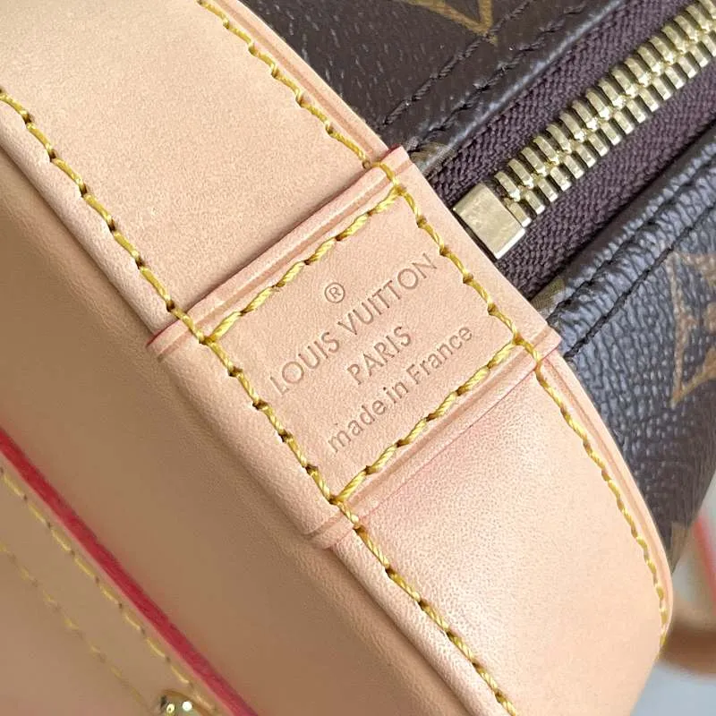 All Categories Official Website "Brand Women's Bags" Women's Bags 💙 LV LV 2026 New Crossbody Shoulder Bag