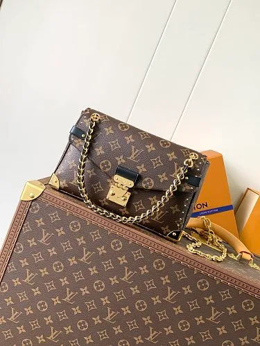 All Categories Official Website "Brand Women's Bags" Women's Bags 💙 LV 2026 New LV Crossbody Bag