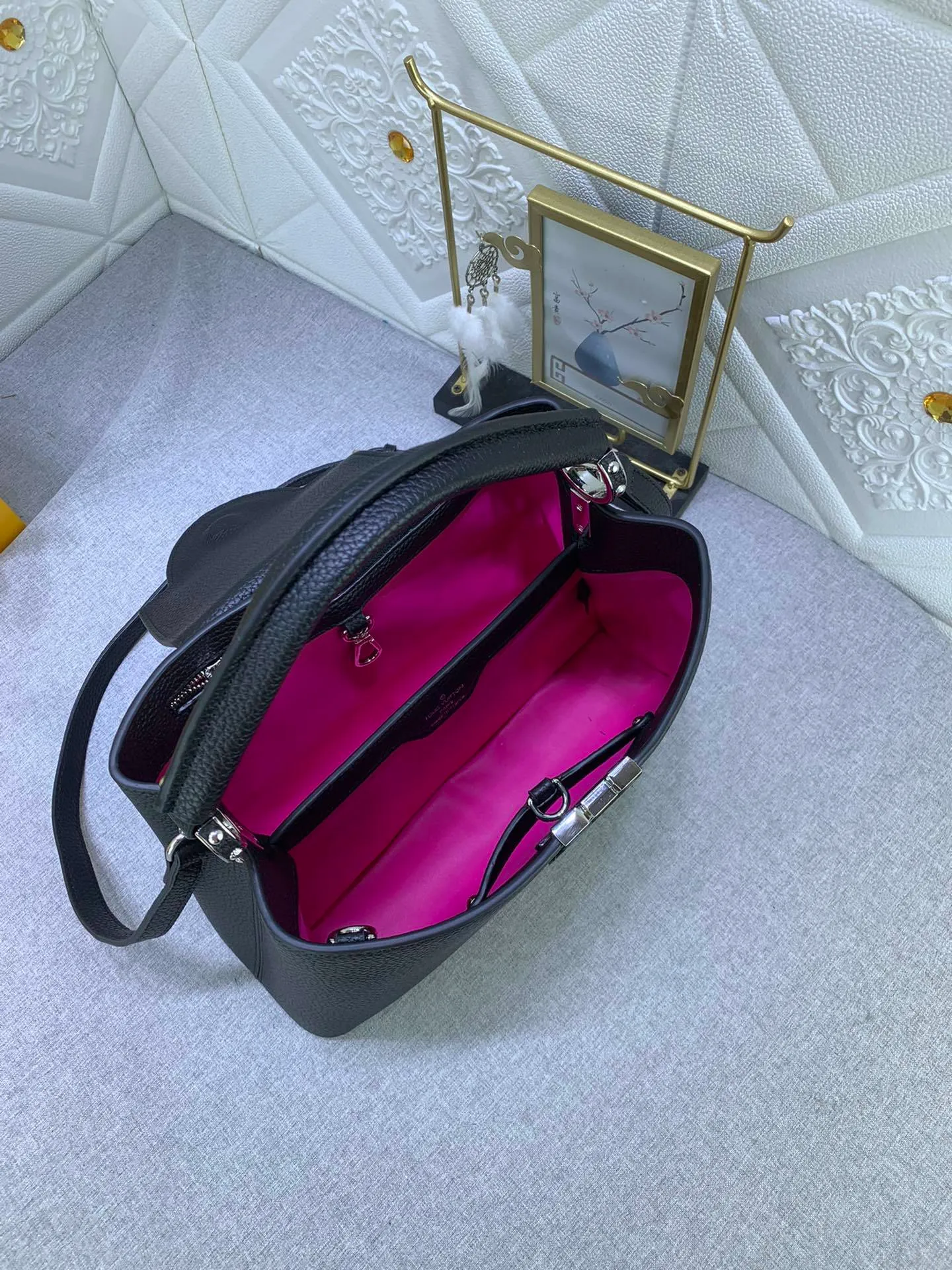 All Categories Official Website "Brand Women's Bags" Women's Bags 💙 LV 2023 New LV Crossbody Bag
