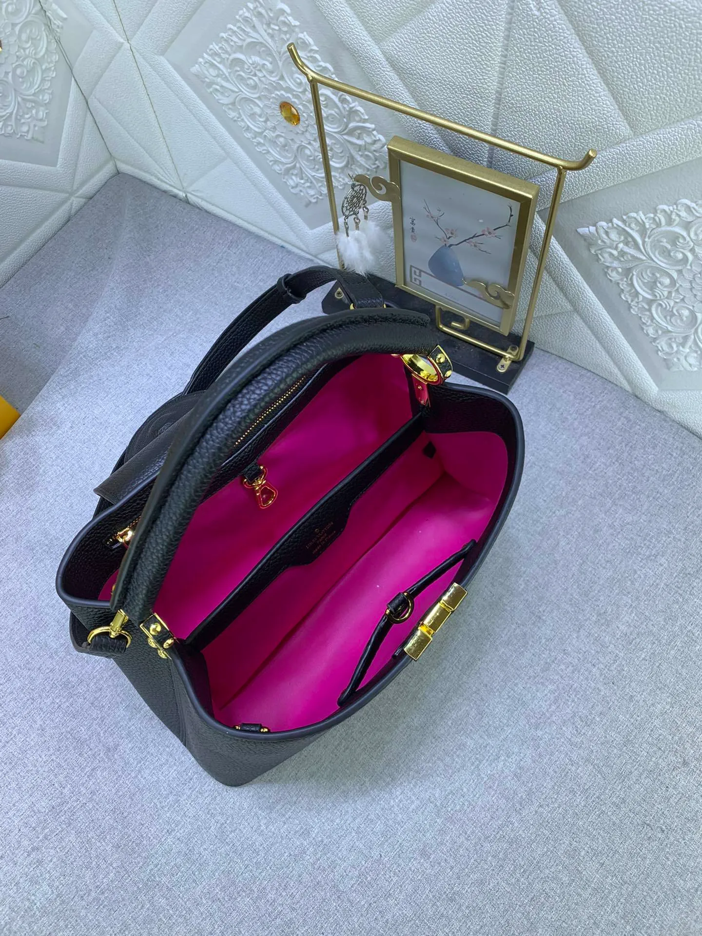 All Categories Official Website "Brand Women's Bags" Women's Bags 💙 LV 2023 New LV Crossbody Bag