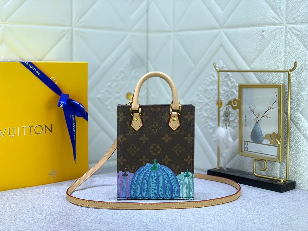 All Categories Official Website "Brand Women's Bags" Women's Bags 💙 LV 2023 New LV Crossbody Bag