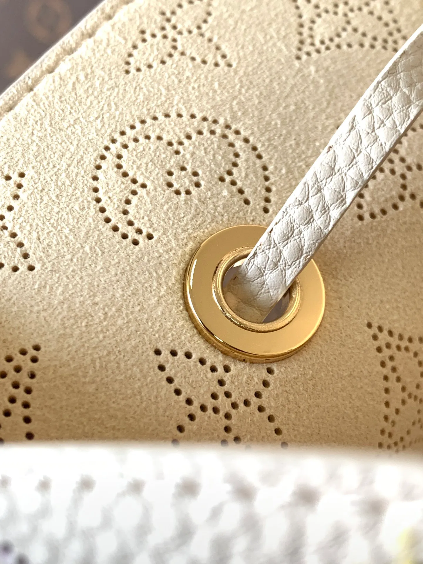 All Categories Official Website "Brand Women's Bags" Women's Bags 💙 LV 2026 New LV Crossbody Bag