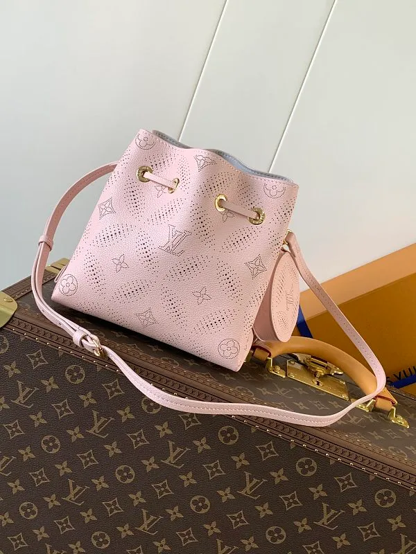 All Categories Official Website "Brand Women's Bags" Women's Bags 💙 LV 2026 New LV Crossbody Bag
