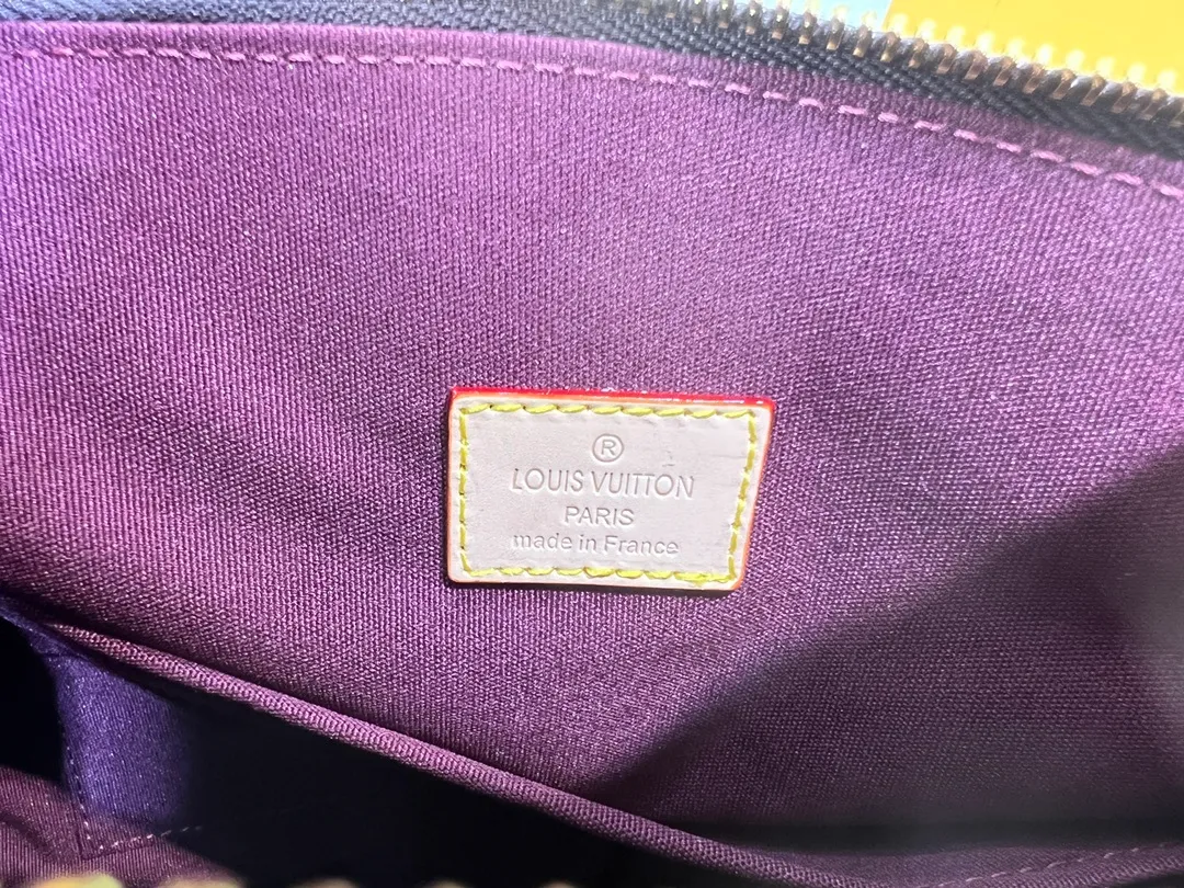 All categories Official website "Brand Women's Bags" Women's Bags 💙 LV 2022 official new LV handbag wholesale 58001800 High quality Size: 36-24-13CM