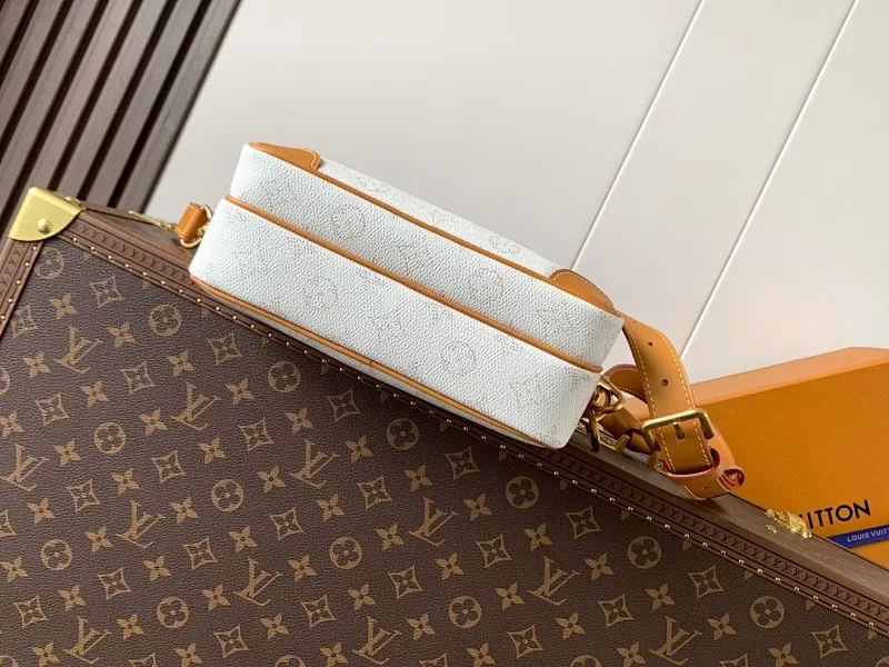 All Categories Official Website "Brand Women's Bags" Women's Bags 💙 LV 2025 New LV Crossbody Bag