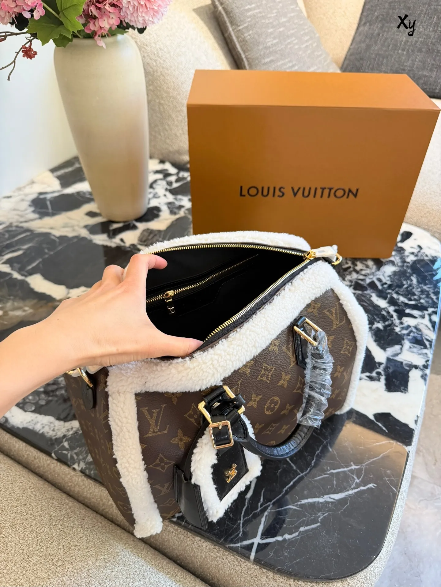 All Categories Official Website "Brand Women's Bags" Women's Bags 💙 LV 2025 New LVSpeedy Soft 30 Teddy Handbag