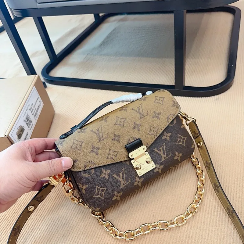 All Categories Official Website "Brand Women's Bags" Women's Bags 💙 LV 2025 New LV Crossbody Bag