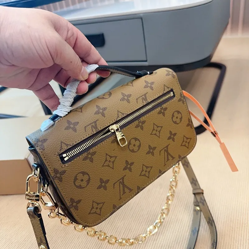 All Categories Official Website "Brand Women's Bags" Women's Bags 💙 LV 2025 New LV Crossbody Bag