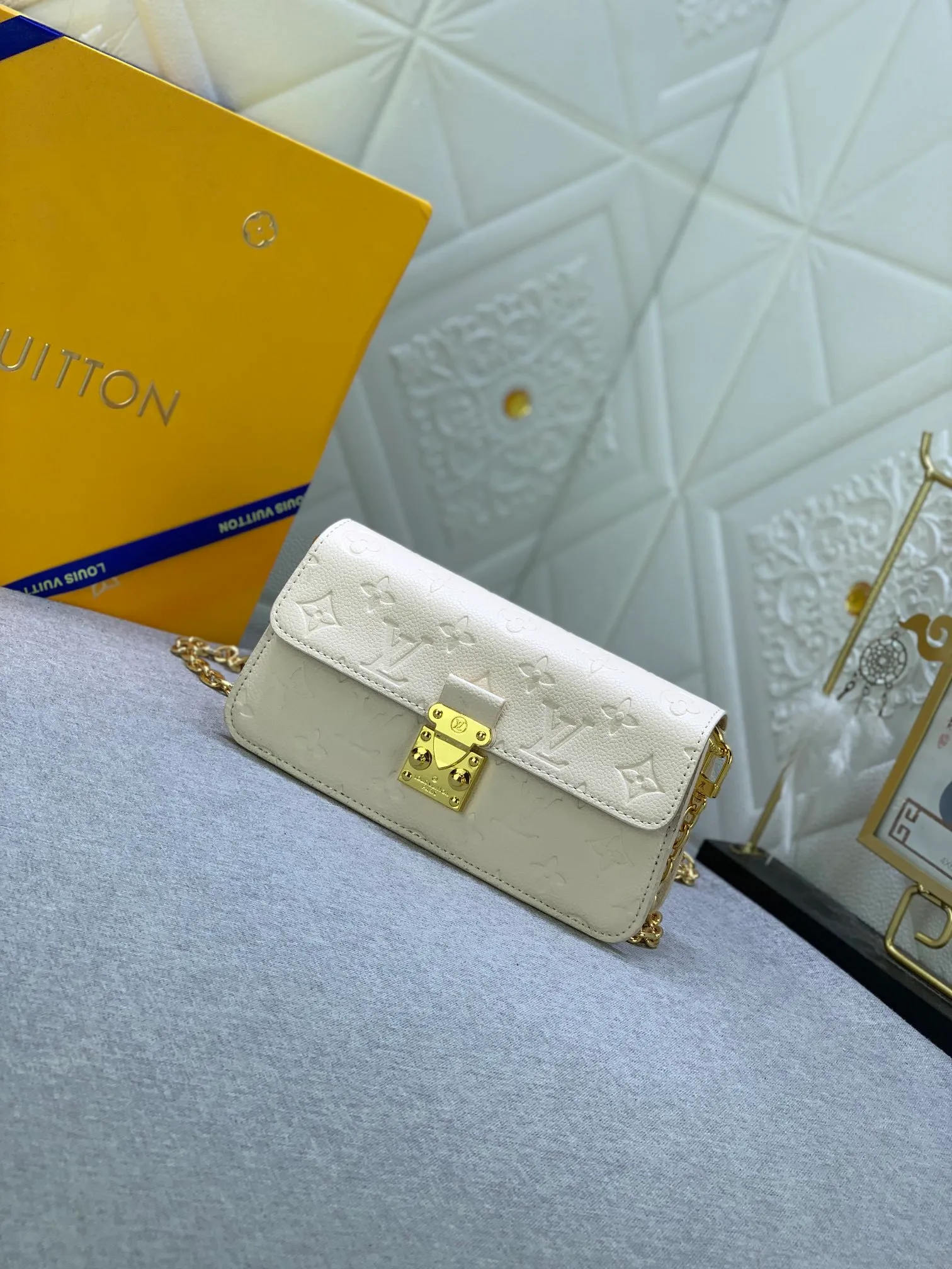 All Categories Official Website "Brand Women's Bags" Women's Bags 💙 LV 2024 New LV Crossbody Bag