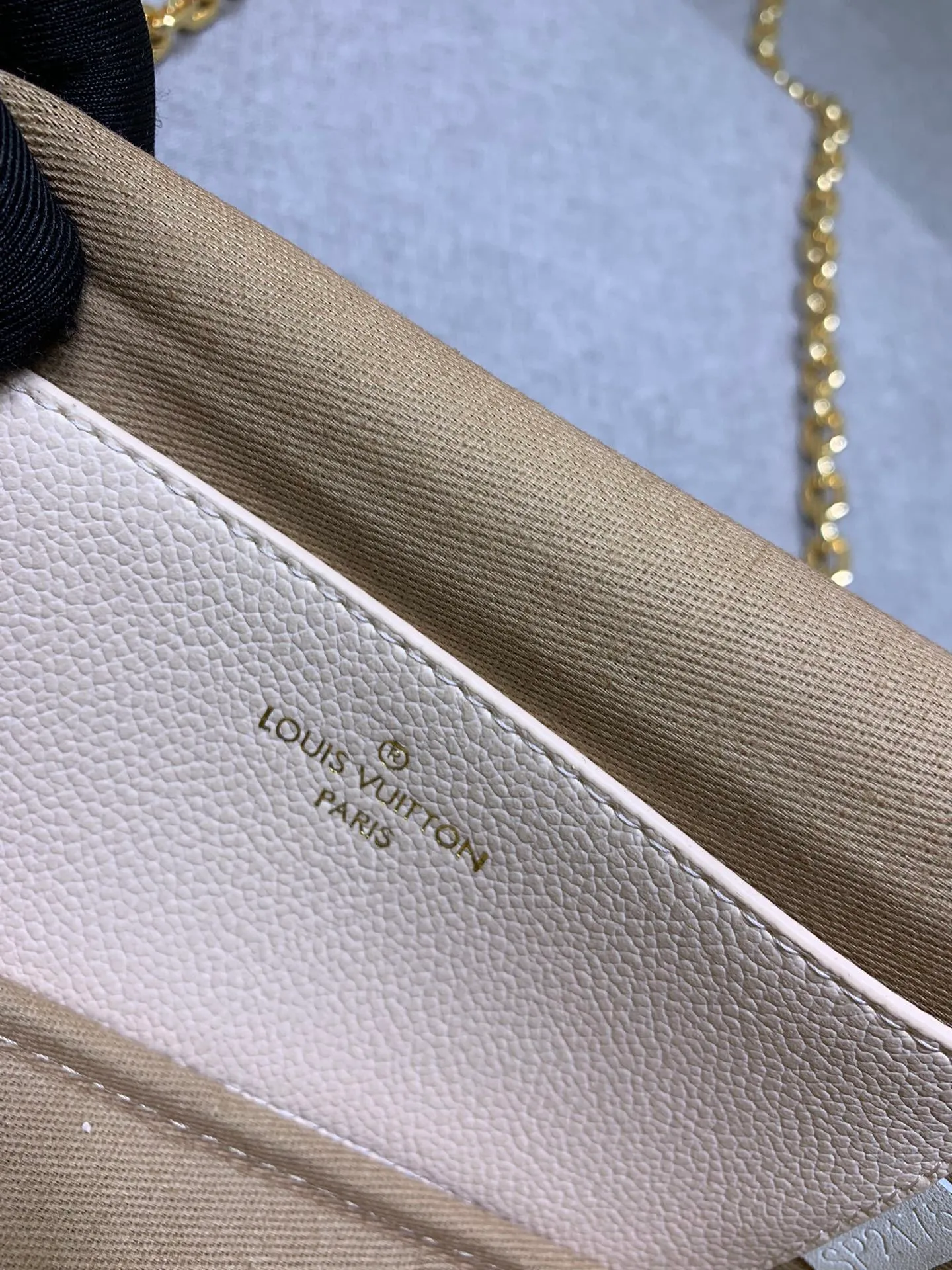 All Categories Official Website "Brand Women's Bags" Women's Bags 💙 LV 2024 New LV Crossbody Bag