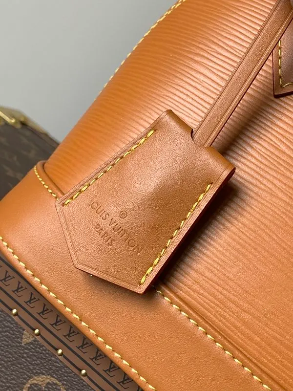 All Categories Official Website "Brand Women's Bags" Women's Bags 💙 LV 2026 New LV Crossbody Bag