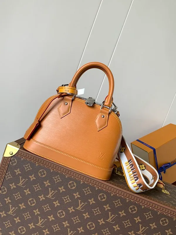 All Categories Official Website "Brand Women's Bags" Women's Bags 💙 LV 2026 New LV Crossbody Bag