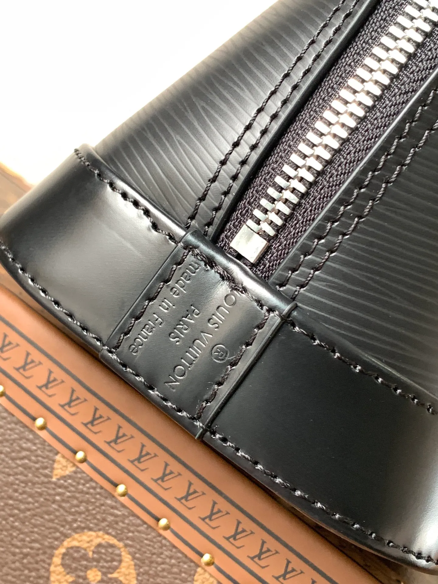 All Categories Official Website "Brand Women's Bags" Women's Bags 💙 LV 2026 New LV Crossbody Bag