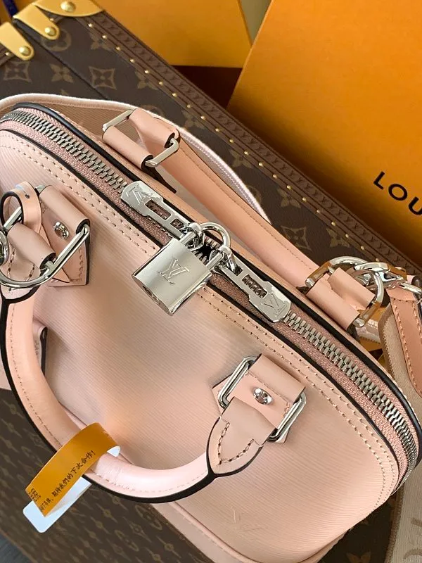 All Categories Official Website "Brand Women's Bags" Women's Bags 💙 LV 2026 New LV Crossbody Bag