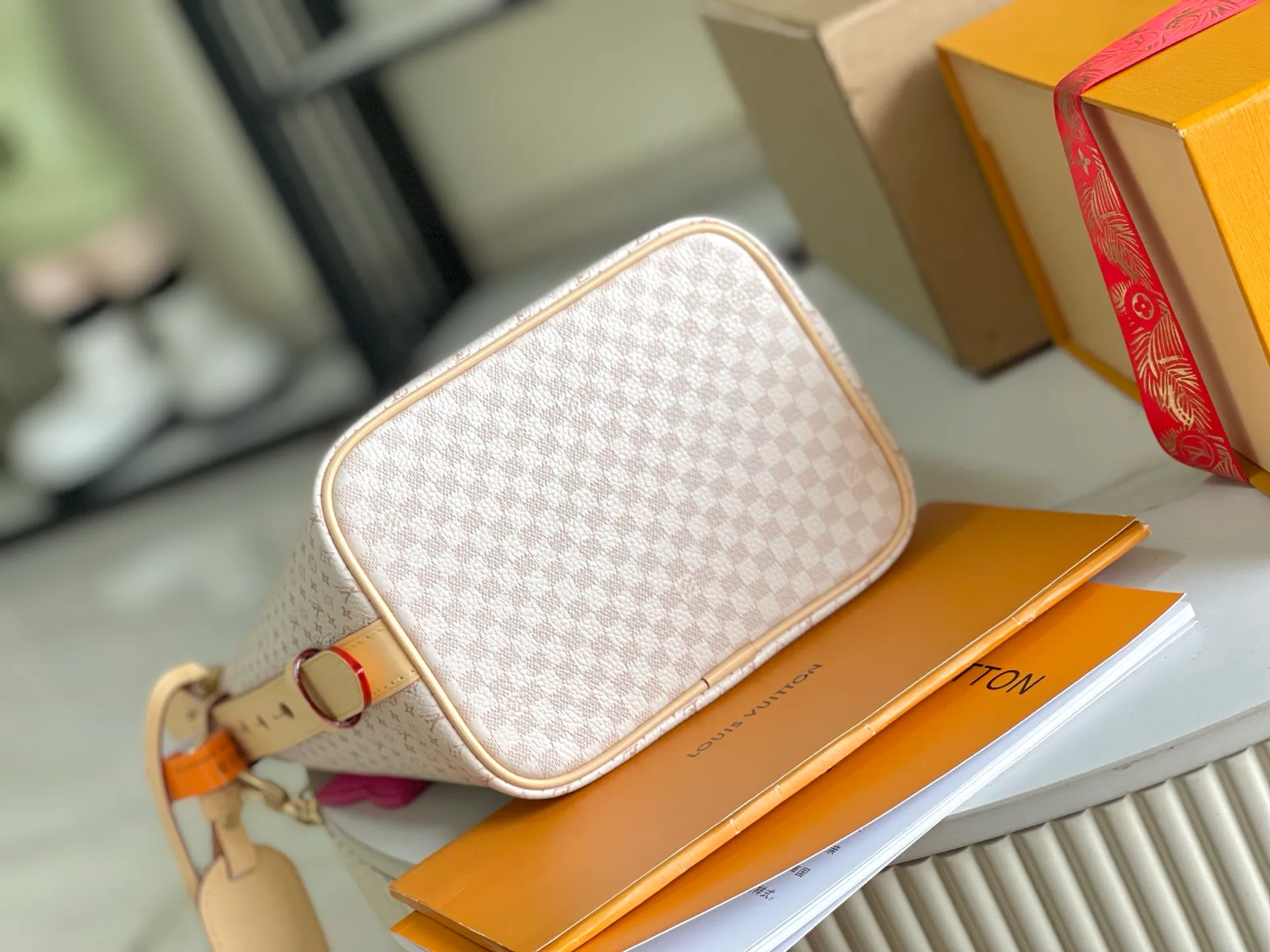 All Categories 💚 Authentic Grade Bags 💚 LV 2026 New LV Top Replica Crossbody Shoulder Bag