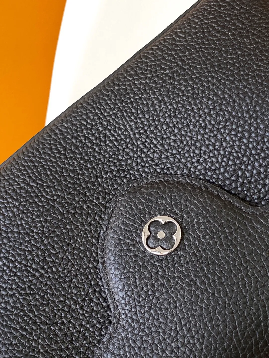 All Categories Official Website "Brand Women's Bags" Women's Bags 💙 LV 2025 New LV Crossbody Bag