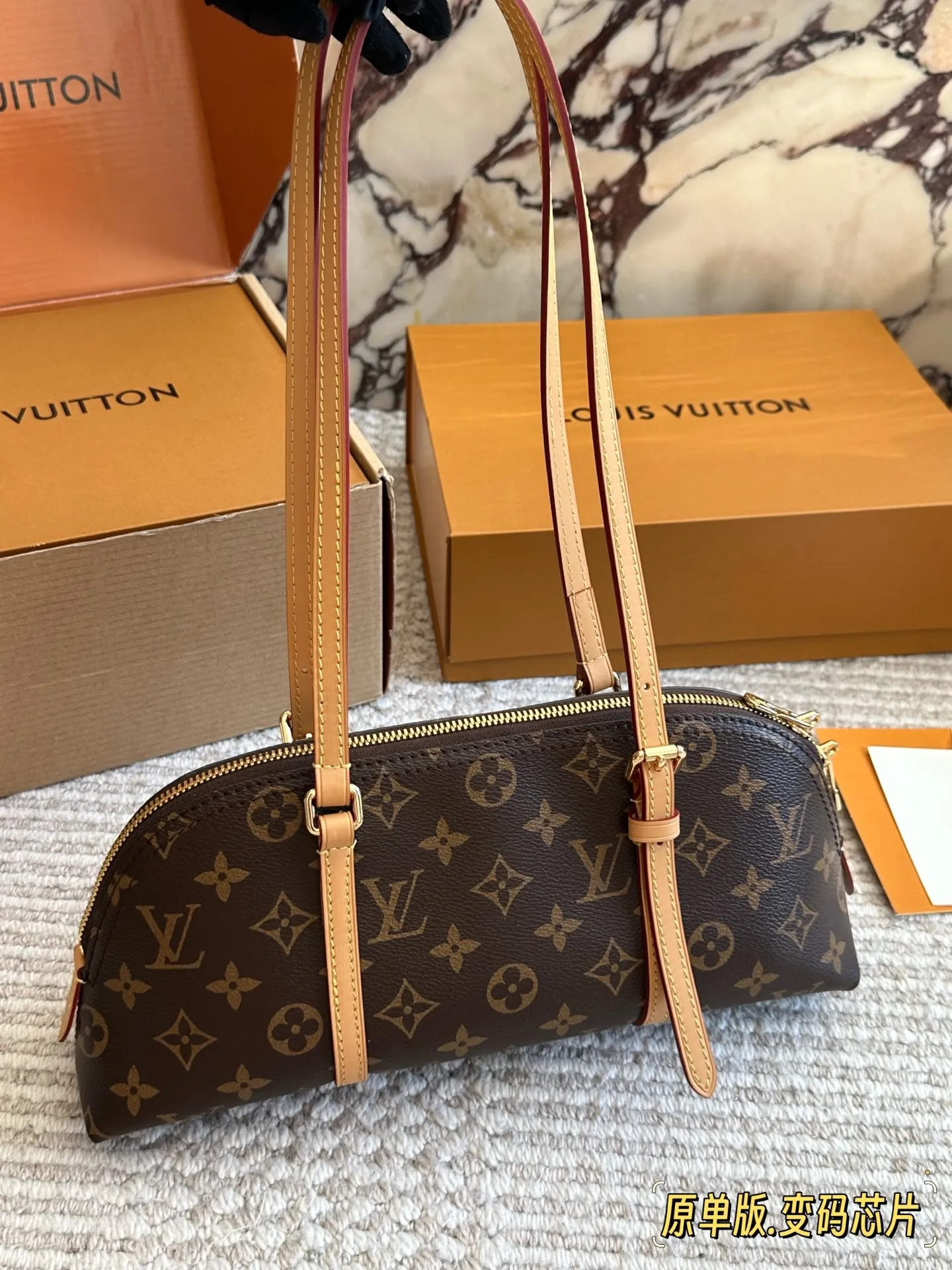 All categories Official website "Brand Women's Bags" Women's Bags 💙 LV 2025 new LV armpit bag