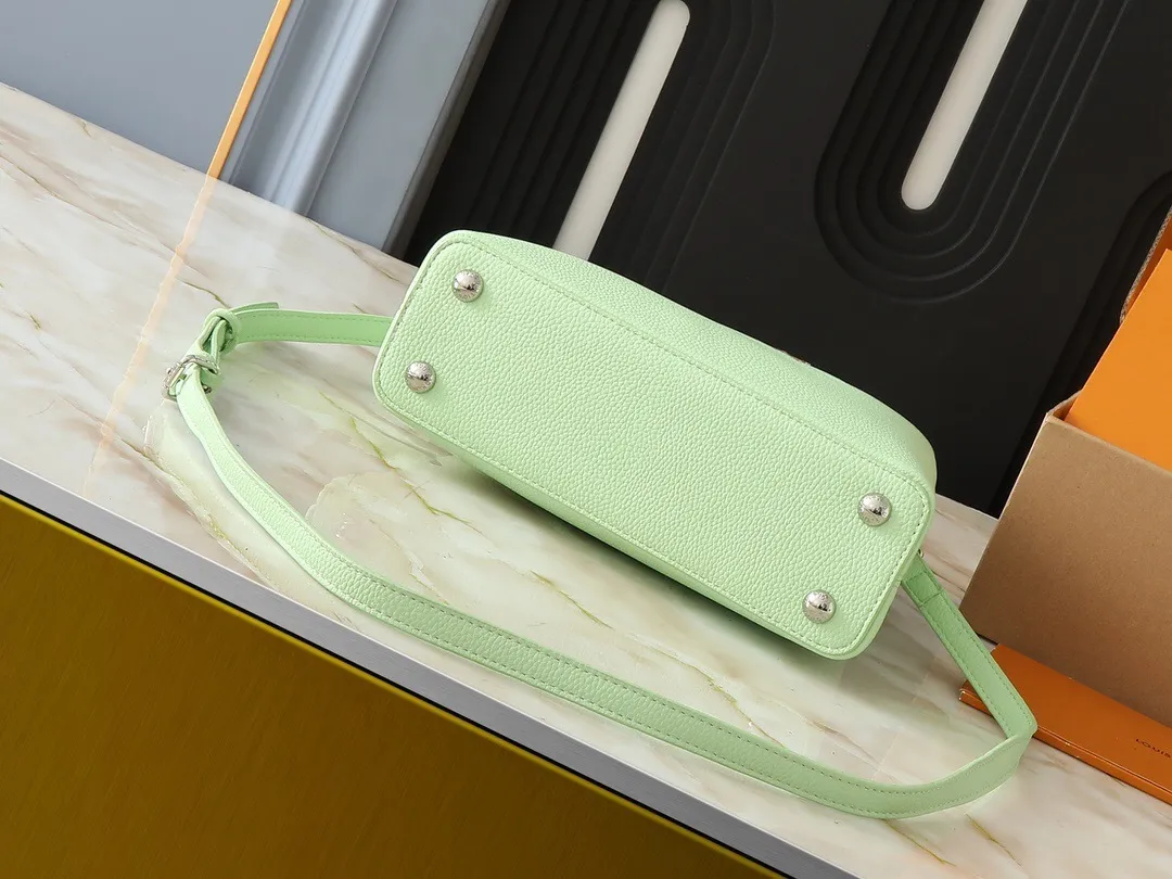 All Categories Official Website "Brand Women's Bags" Women's Bags 💙 LV 2024 New LV Crossbody Bag