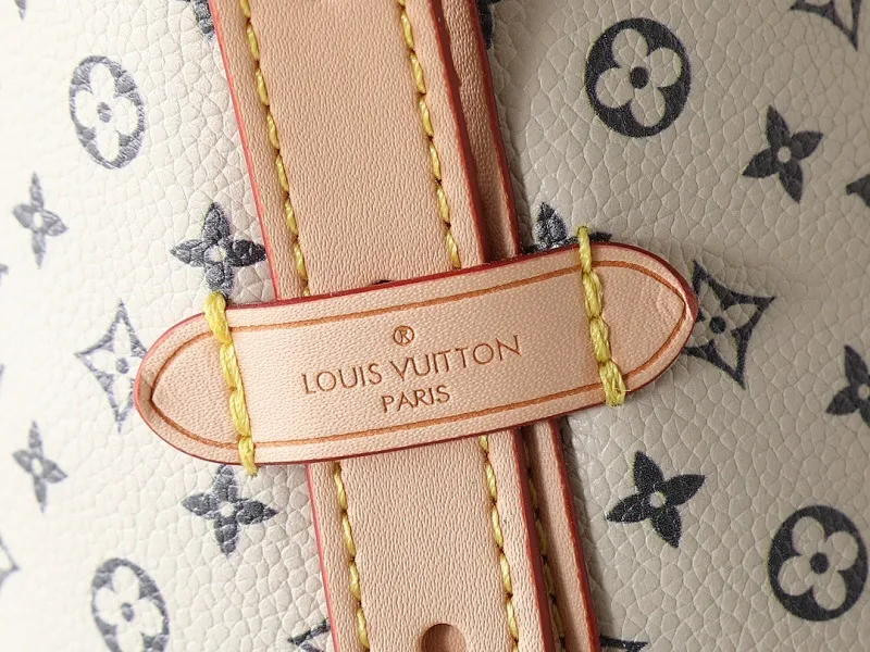 All Categories Official Website "Brand Women's Bags" Women's Bags 💙 LV 2025 New LV Crossbody Bag