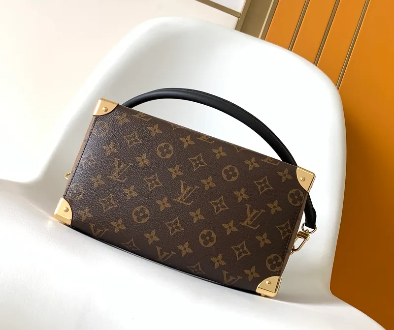 All Categories Official Website "Brand Women's Bags" Women's Bags 💙 LV 2026 New LV Crossbody Bag