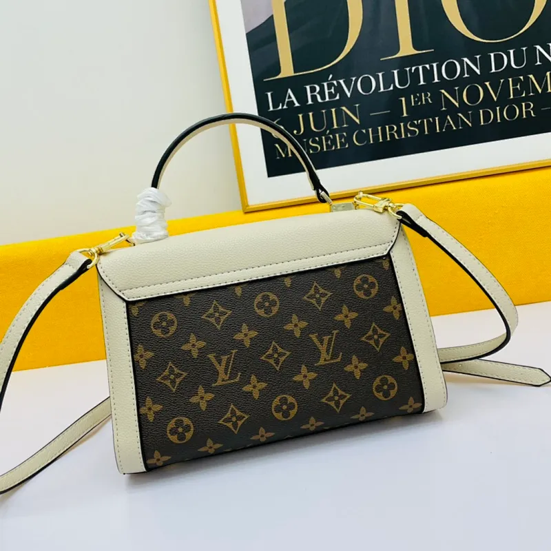 All categories Official website "Brand Women's Bags" Women's Bags 💙 LV 2022 official new LV patented cowhide crossbody bag wholesale 58002100 High quality Size: 26-18-8 CM