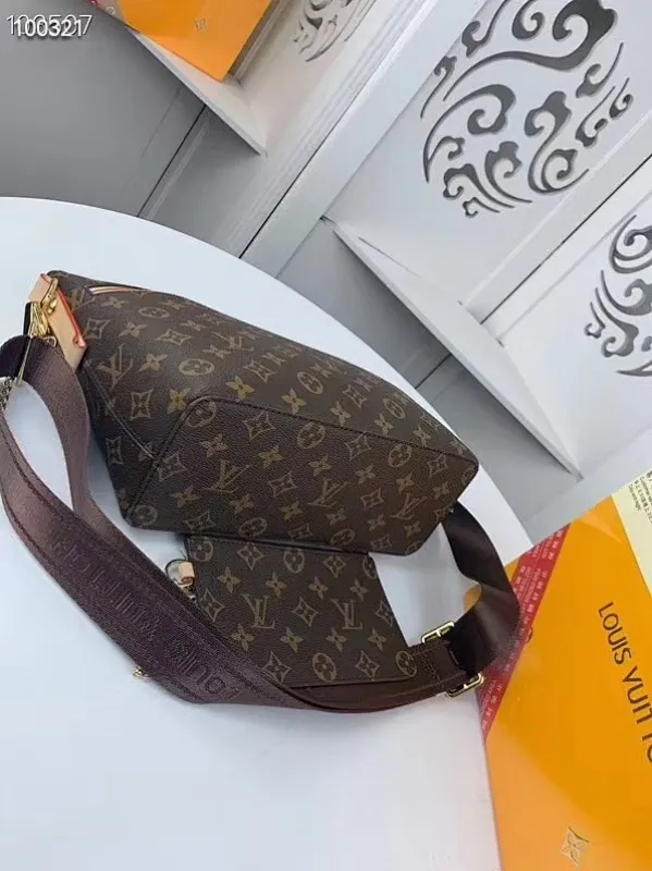 All categories Official website "Brand Women's Bags" Women's Bags 💙 LV fine imitation LV, high imitation LV bags, LV crossbody bags, 2023 official latest version LV crossbody bags, LV bag factory, recommended bags, size: 30-27-12CM