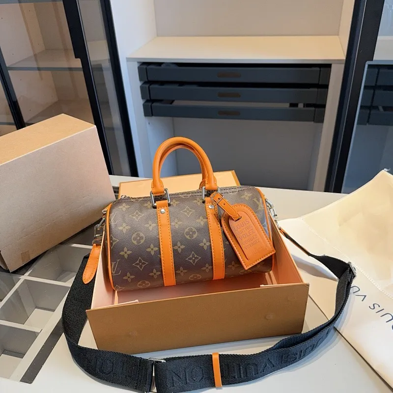 All Categories Official Website "Brand Women's Bags" Women's Bags 💙 LV 2024 New LV Crossbody Bag