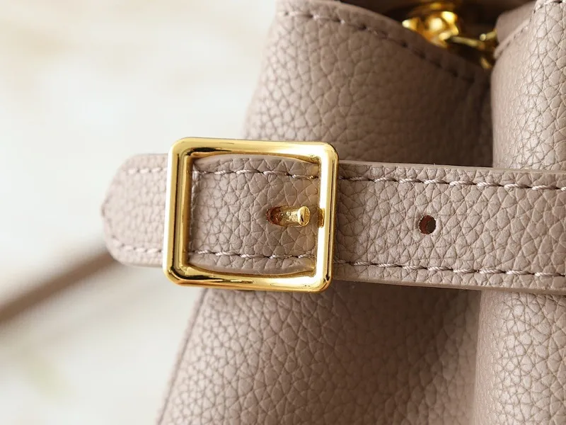 All Categories Official Website "Brand Women's Bags" Women's Bags 💙 LV 2025 New LV Crossbody Bag