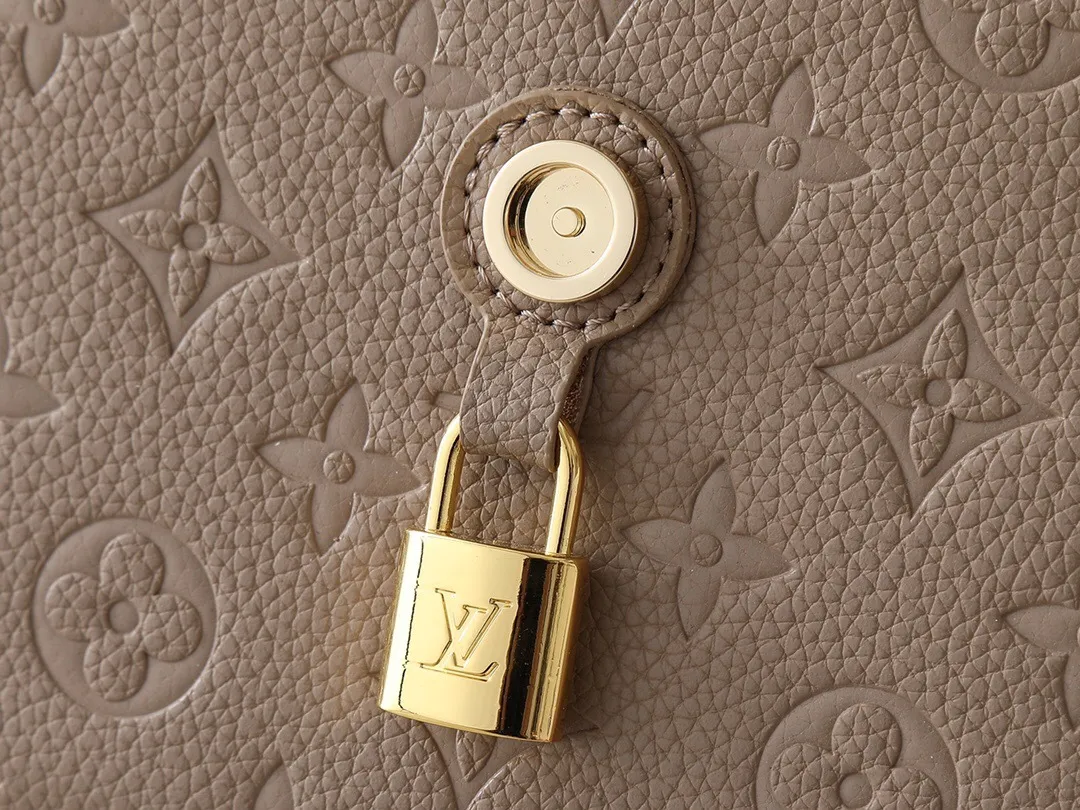 All Categories Official Website "Brand Women's Bags" Women's Bags 💙 LV 2025 New LV Crossbody Bag