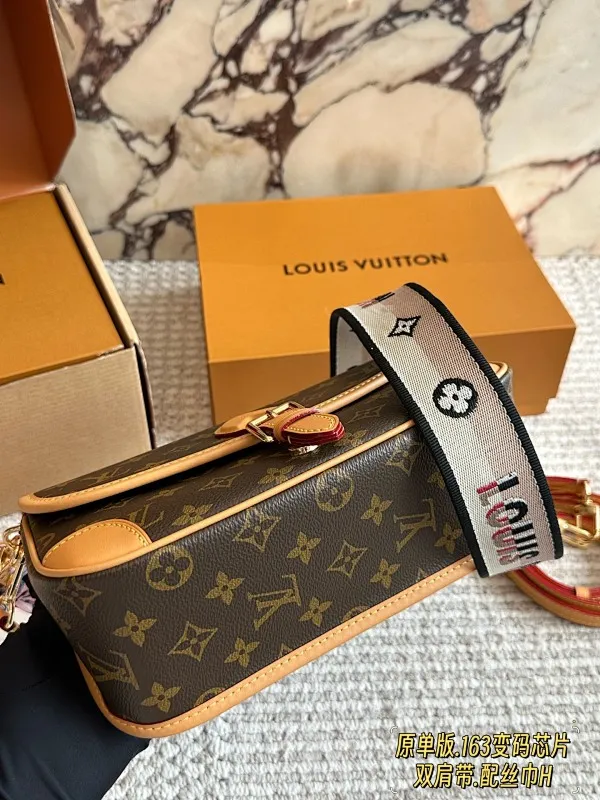 All Categories Official Website "Brand Women's Bags" Women's Bags 💙 LV 2025 New LV Crossbody Bag