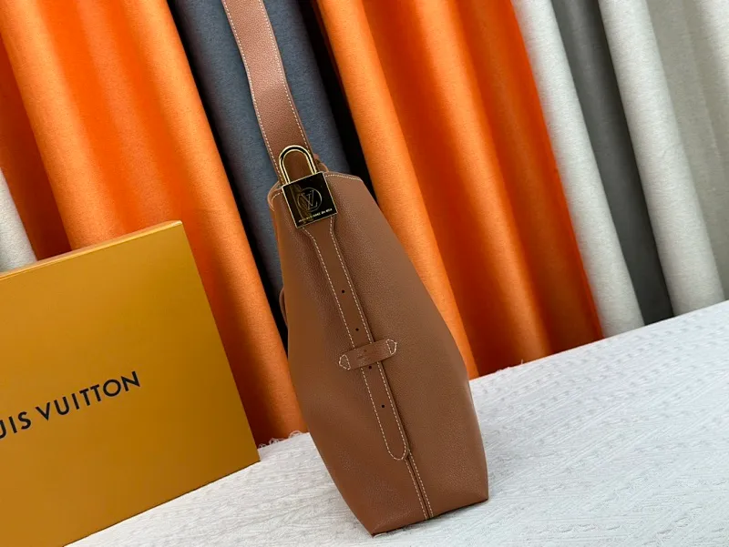 All Categories Official Website "Brand Women's Bags" Women's Bags 💙 LV 2024 Official Website New LV Crossbody Bags