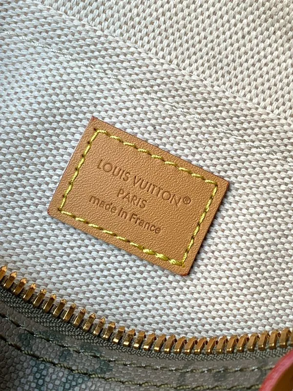 All categories Official website "Brand Women's Bags" Women's Bags 💙 LV 2026 new LV hand-held crossbody bag