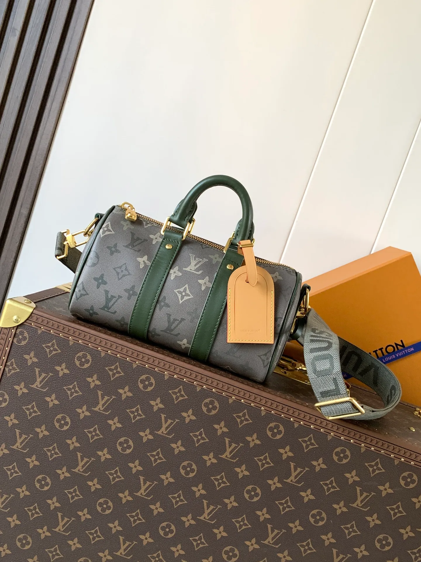 All categories Official website "Brand Women's Bags" Women's Bags 💙 LV 2026 new LV hand-held crossbody bag