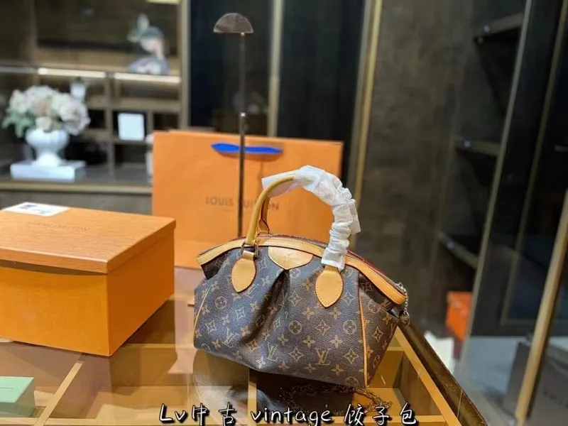 All categories Official website "Brand Women's Bags" Women's Bags 💙 LV fine imitation LV, high imitation LV bags, LV crossbody bags, 2023 official latest version LV handbags, LV bag factory, recommended bags, size: 27CM