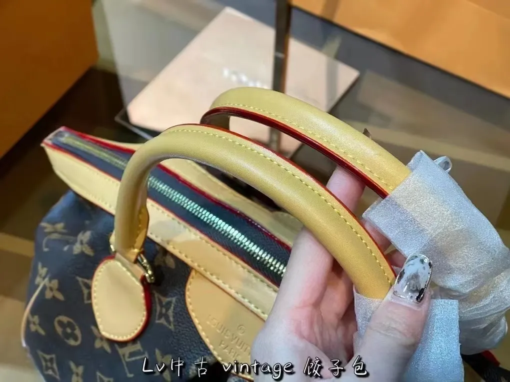 All categories Official website "Brand Women's Bags" Women's Bags 💙 LV fine imitation LV, high imitation LV bags, LV crossbody bags, 2023 official latest version LV handbags, LV bag factory, recommended bags, size: 27CM