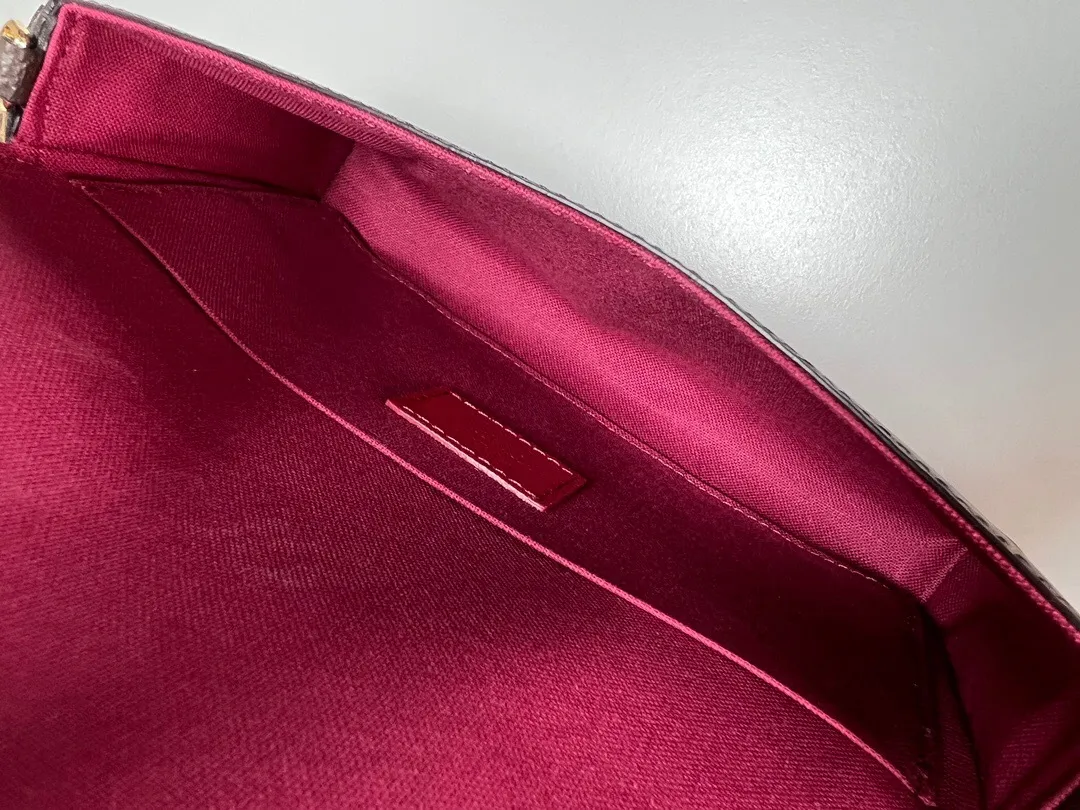 All Categories Official Website "Brand Women's Bags" Women's Bags 💙 LV 2024 New LV Crossbody Bag