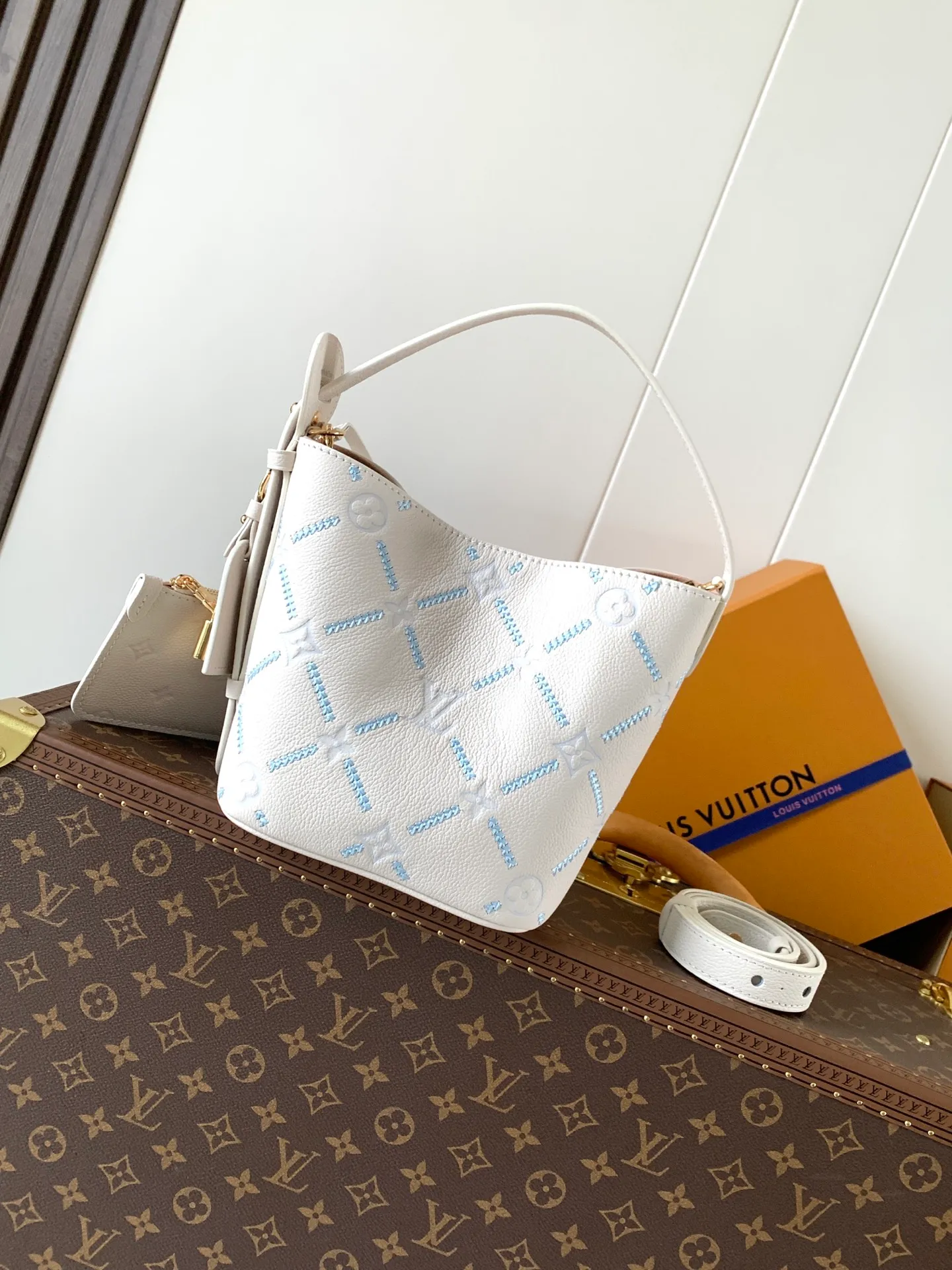 All Categories Official Website "Brand Women's Bags" Women's Bags 💙 LV 2026 New LV Armpit Crossbody Bag