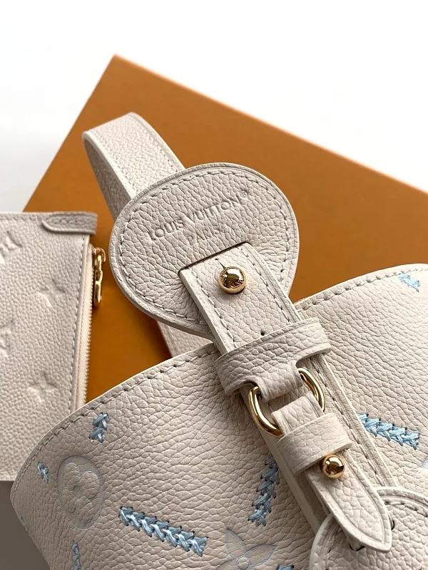 All Categories Official Website "Brand Women's Bags" Women's Bags 💙 LV 2026 New LV Armpit Crossbody Bag