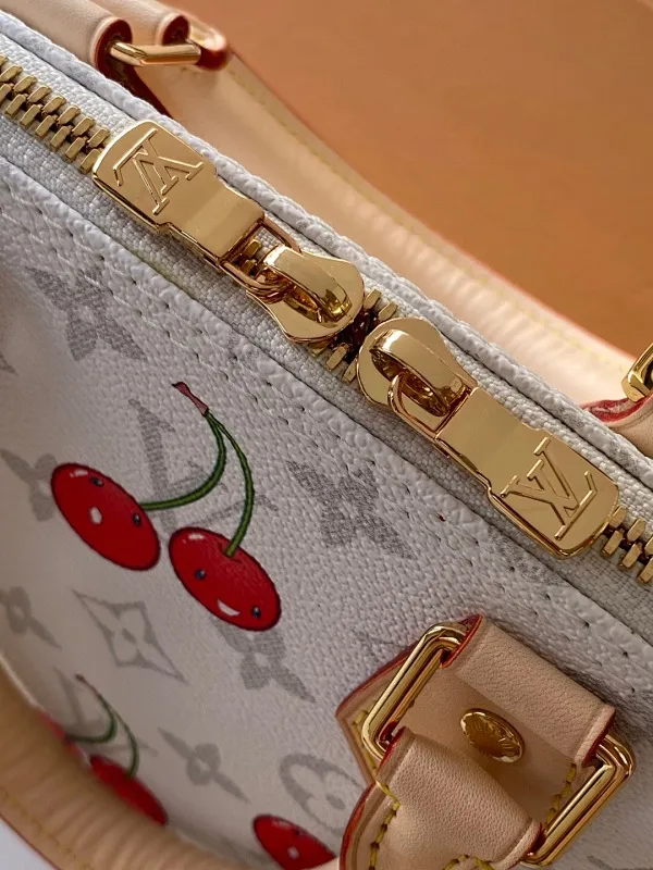 All Categories Official Website "Brand Women's Bags" Women's Bags 💙 LV 2025 New LV Crossbody Bag