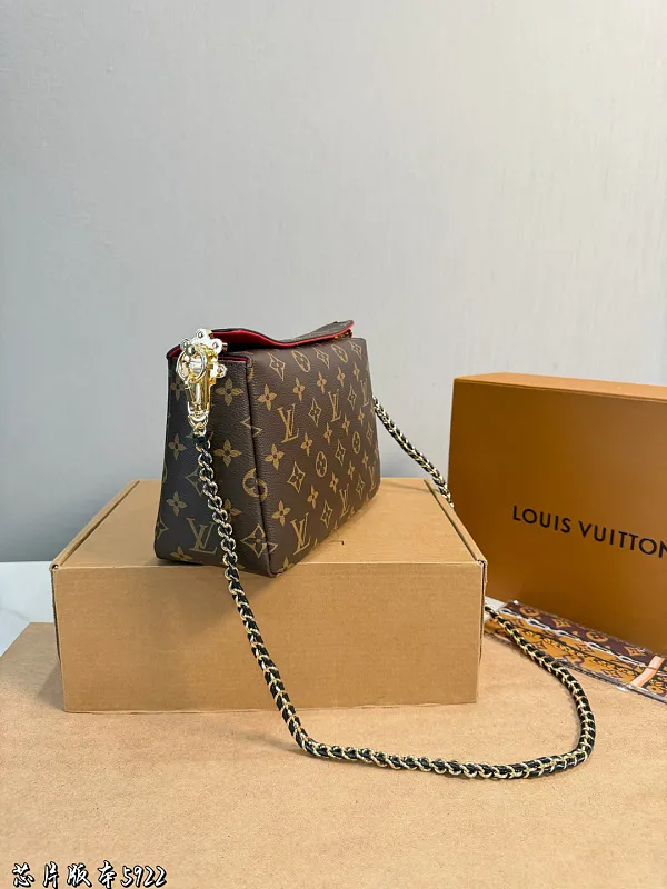 All Categories Official Website "Brand Women's Bags" Women's Bags 💙 LV 2026 New LV Crossbody Bag