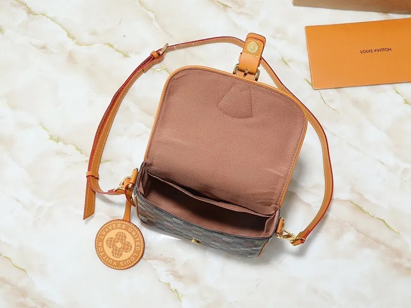All Categories Official Website "Brand Women's Bags" Women's Bags 💙 LV 2025 New LV Crossbody Bag