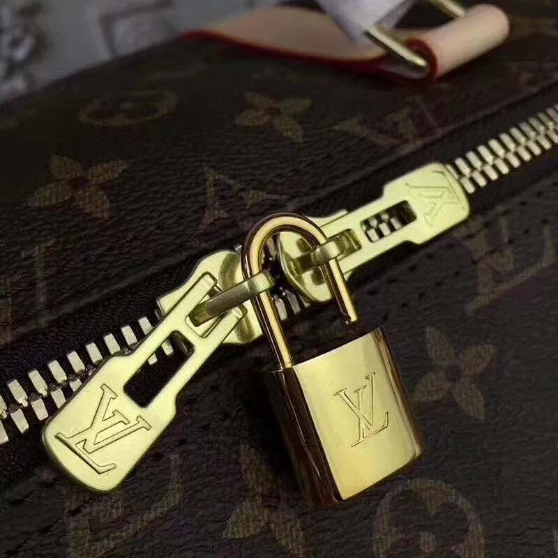 All categories Official website "Brand Women's Bags" Women's Bags 💙 LV fine imitation LV, high imitation LV bags, LV handbags, 2023 official latest version LV travel bag, LV bag factory, recommended bags, size: 55-25-30CM