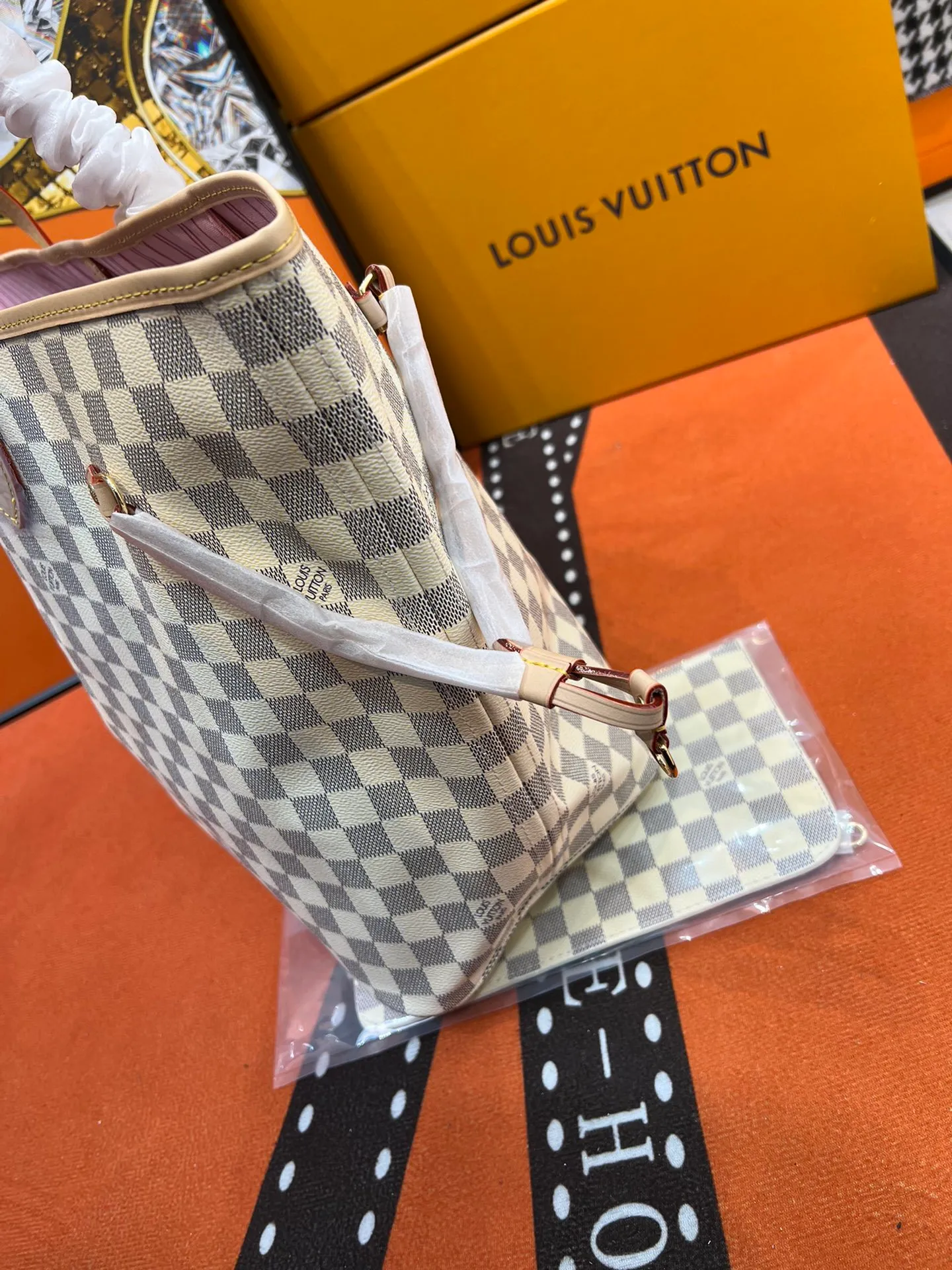 All categories Official website "Brand Women's Bags" Women's Bags 💙 LV 2022 official new LV handbag wholesale 58001500 High quality Size: 40-33-20 CM