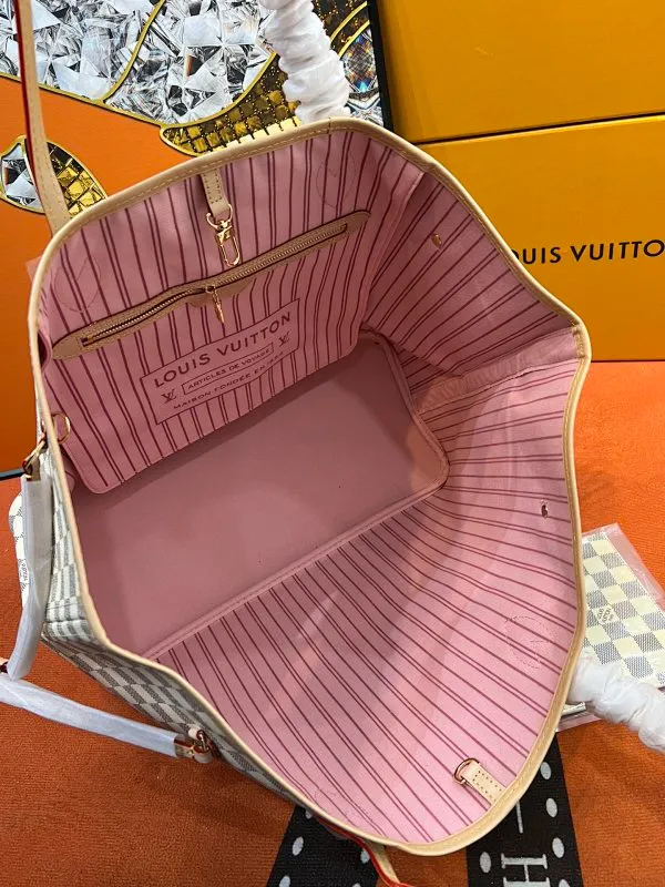 All categories Official website "Brand Women's Bags" Women's Bags 💙 LV 2022 official new LV handbag wholesale 58001500 High quality Size: 40-33-20 CM