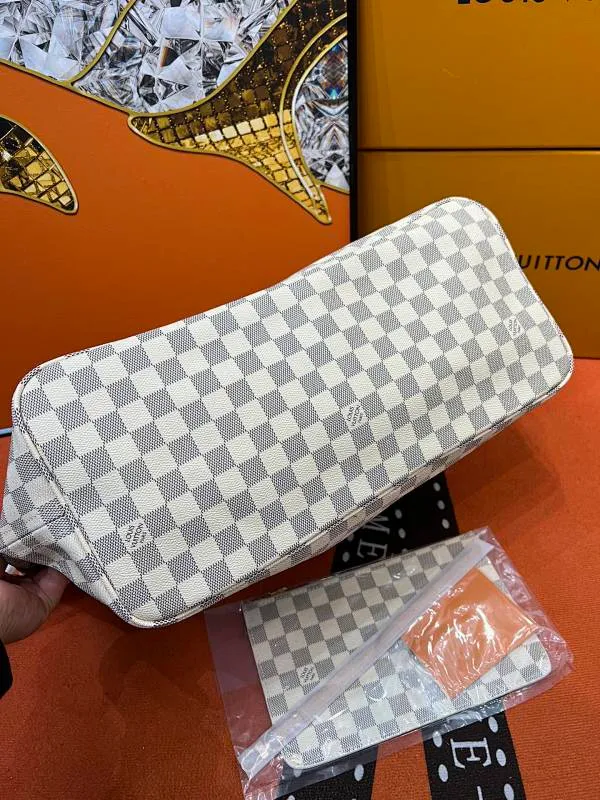 All categories Official website "Brand Women's Bags" Women's Bags 💙 LV 2022 official new LV handbag wholesale 58001500 High quality Size: 40-33-20 CM